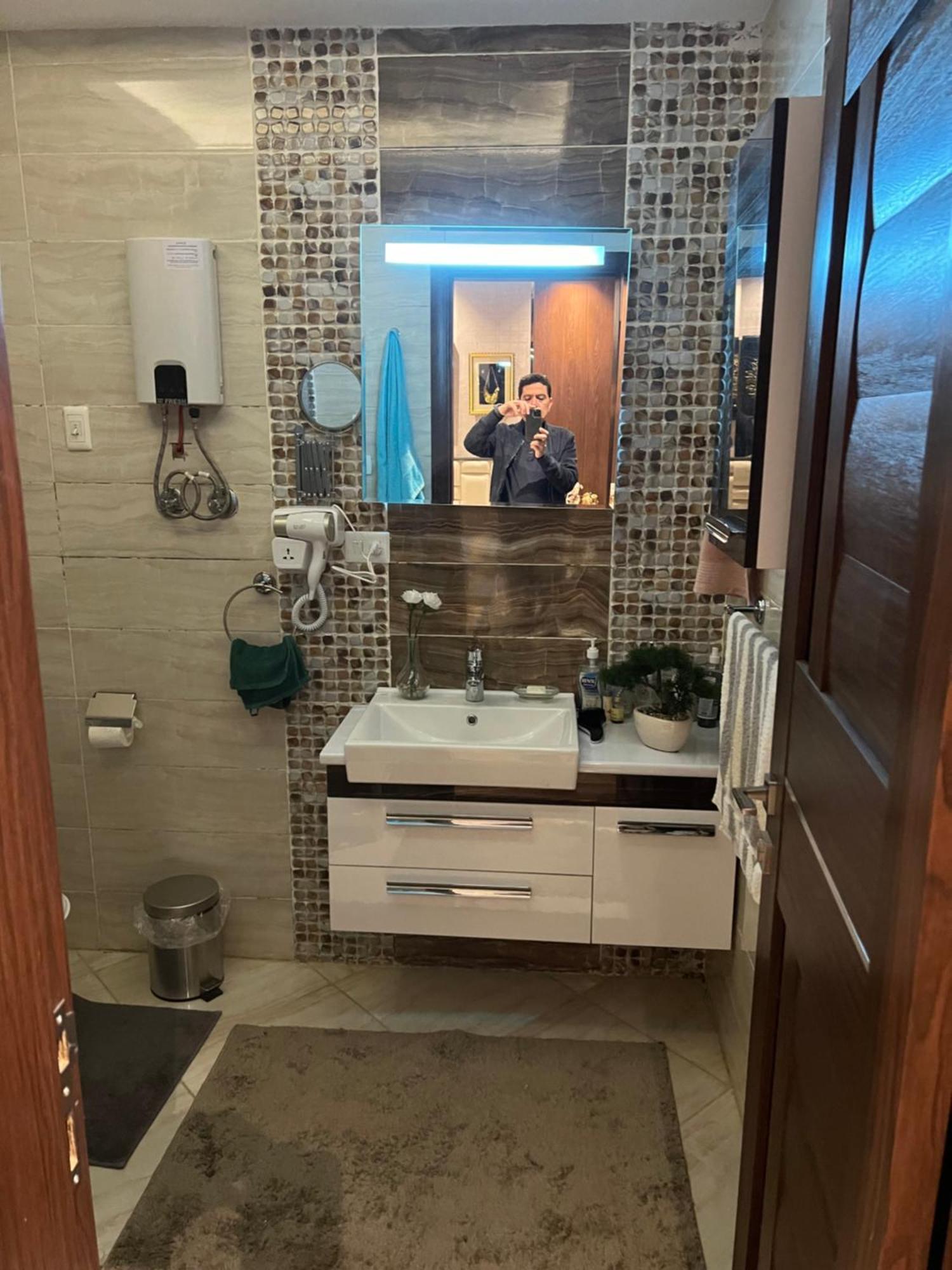 شقه مفروشه فاخره بالقاهره الجديده Apartment New Cairo ภายนอก รูปภาพ